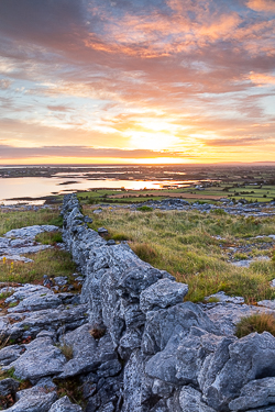 abbey hill,august,summer,sunrise,hills,walls,golden,orange