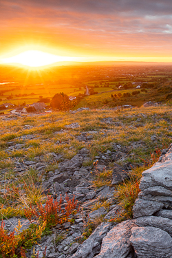 abbey hill,orange,september,summer,sunrise,sunstar,hills,golden