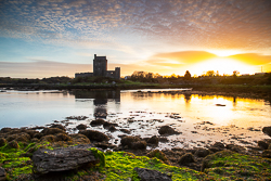 castle,dunguaire,green algae,kinvara,landmark,march,sunrise,winter,coast,golden,orange