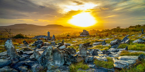 autumn,fahee,golden,hills,lone tree,mist,october,panorama,portfolio,prayer,stone,sunrise