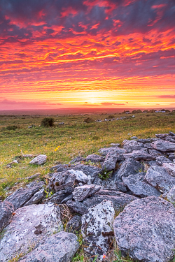 dusk,june,landmark,parknabinnia,orange,red,roughan,spring,sunset,afterburn,hills