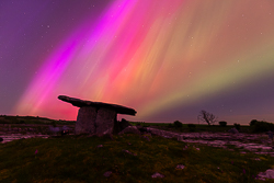 aurora,dolmen,green,hills,landmark,long exposure,may,pink,poulnabrone,roughan,spring,astro